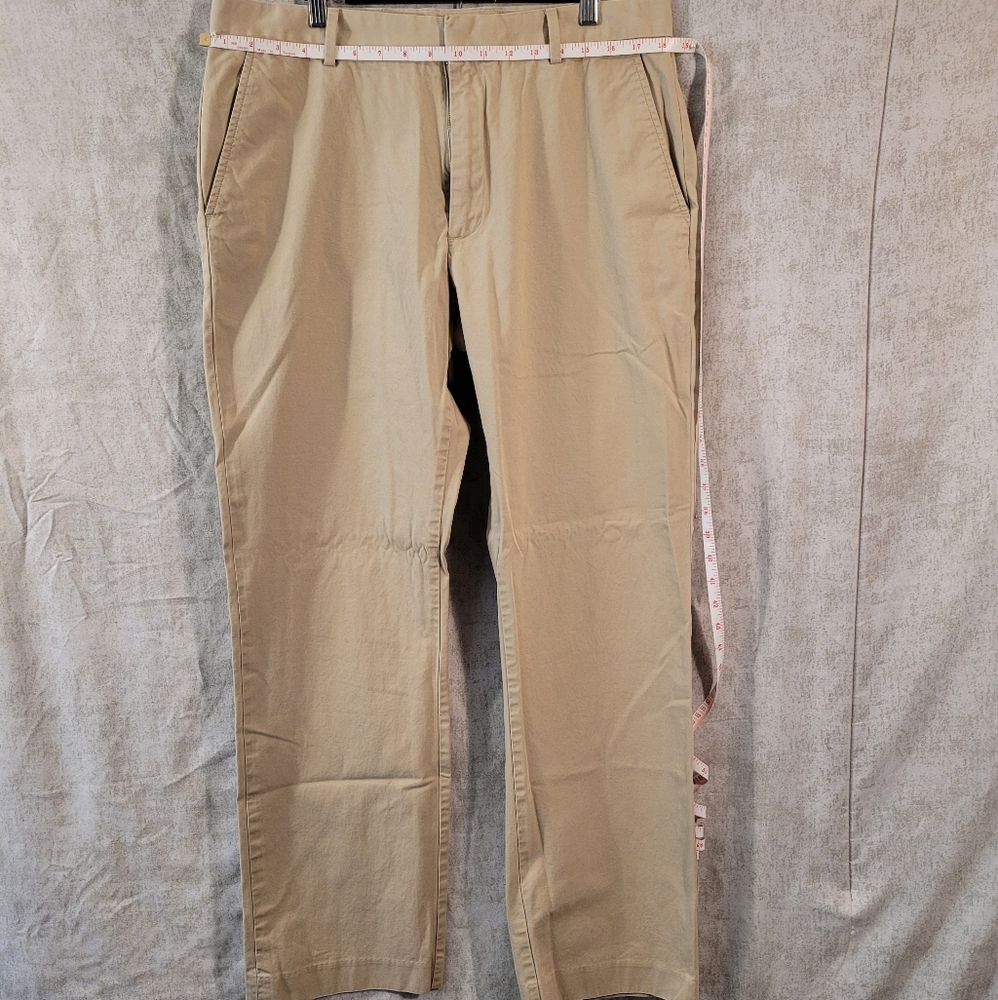 Men's Gap Khakis Pants